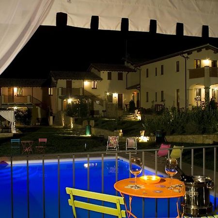 Borgo Le Capannelle Aparthotel Castel Ritaldi Exterior foto